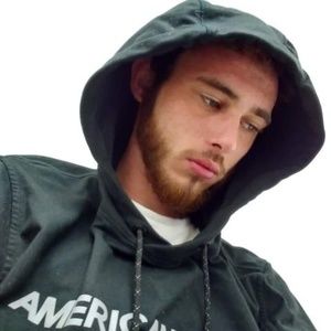 Meet your Posher, Domonick